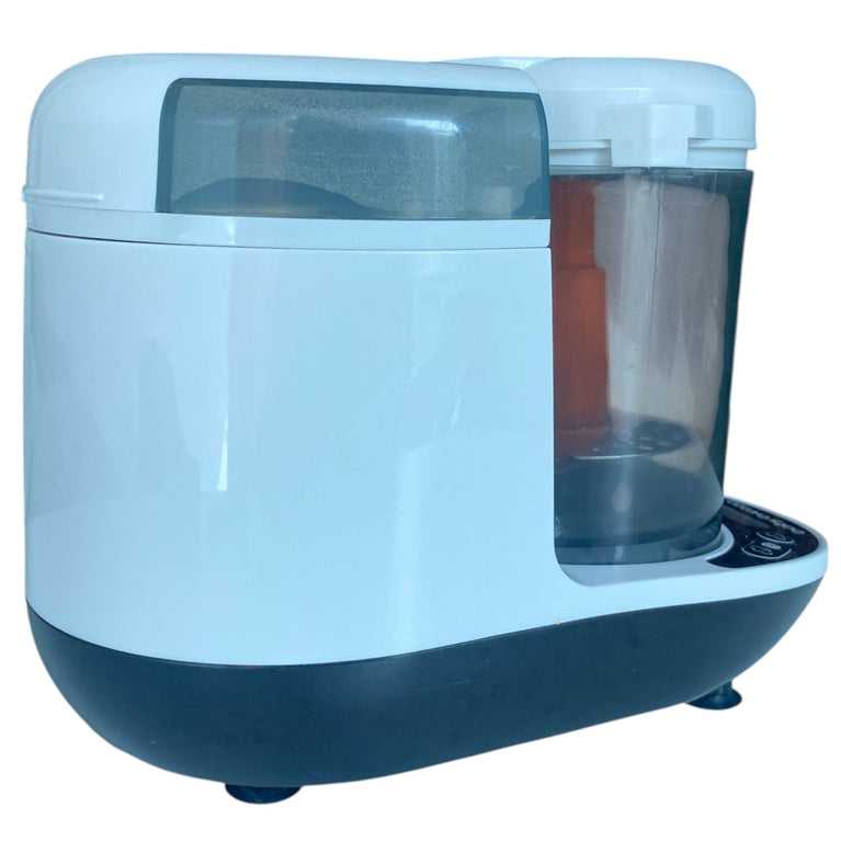 Baby-Brezza-Onestep-Food-Maker-Deluxe-Black/White-1-1