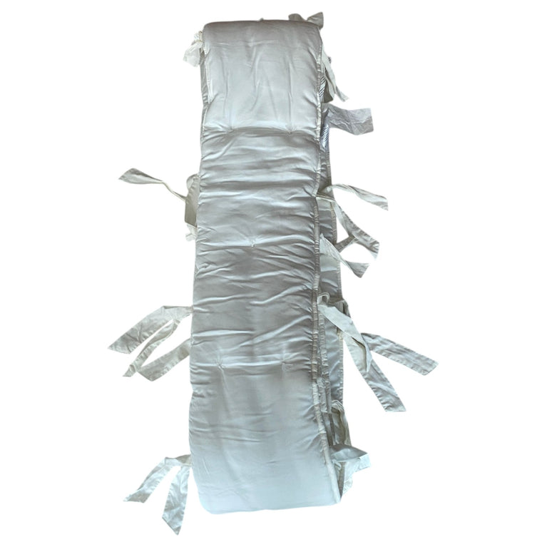 Pottery-Barn-Kids-Baby-Crib-Bumper-White-1-3