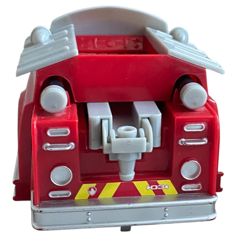 Paw-Patrol-Marshall’s-Firetruck-Toy-Vehicle-with-Collectible-Action-Figure-5