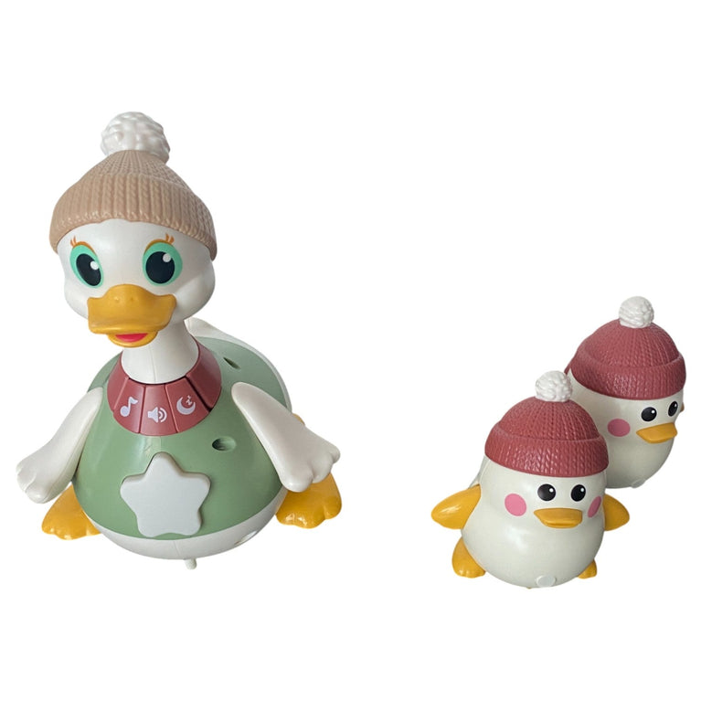 Hola-Waddling-Family-Duck-1-4