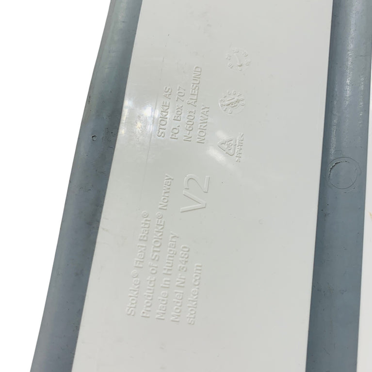 Stokke-Flexibath-Foldable-Bath-Tub-With-Newborn-Support-White-&-Grey-7-8