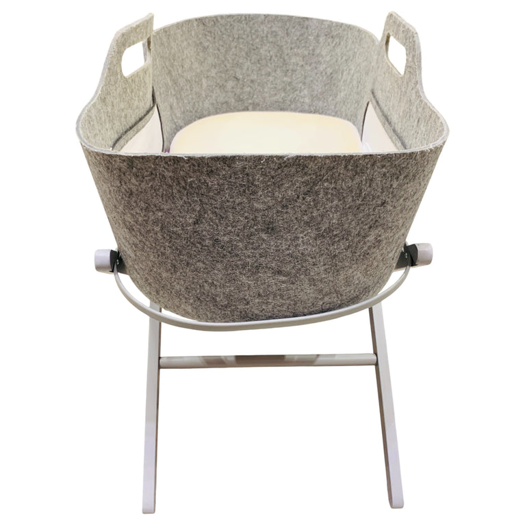 SnuzBaskit-Light-Grey-Moses-Basket-&-Dove-Grey-Stand-Set-3-4