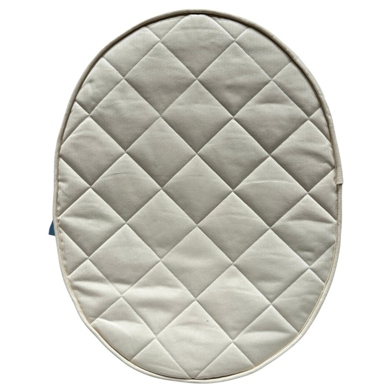 The-Little-Green-Sheep-Mattress-Custom-Round-(57.5-x-74-cm)-1-4