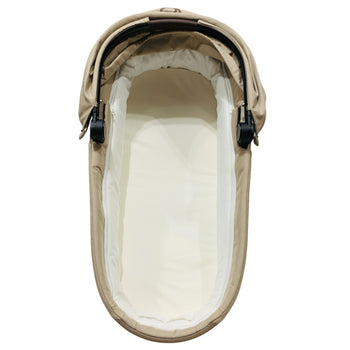 Cybex-Balios-Cot-S-Lux-Almond-Beige-1-2