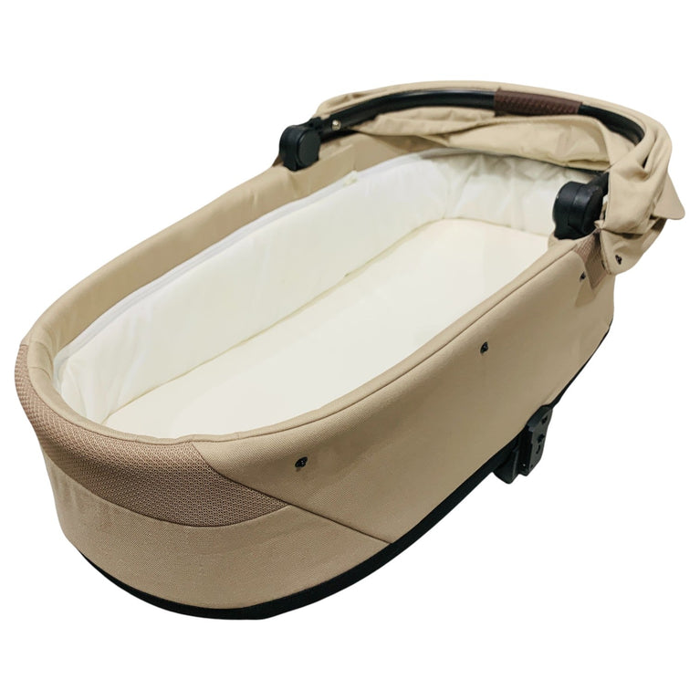 Cybex-Balios-Cot-S-Lux-Almond-Beige-1-6