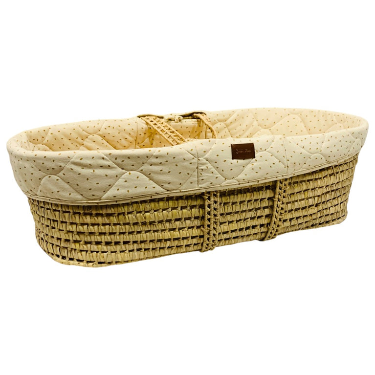 The-Little-Green-Sheep-Natural-Quilted-Moses-Basket,-Mattress-&-Stand-Linen-Rice-2-1