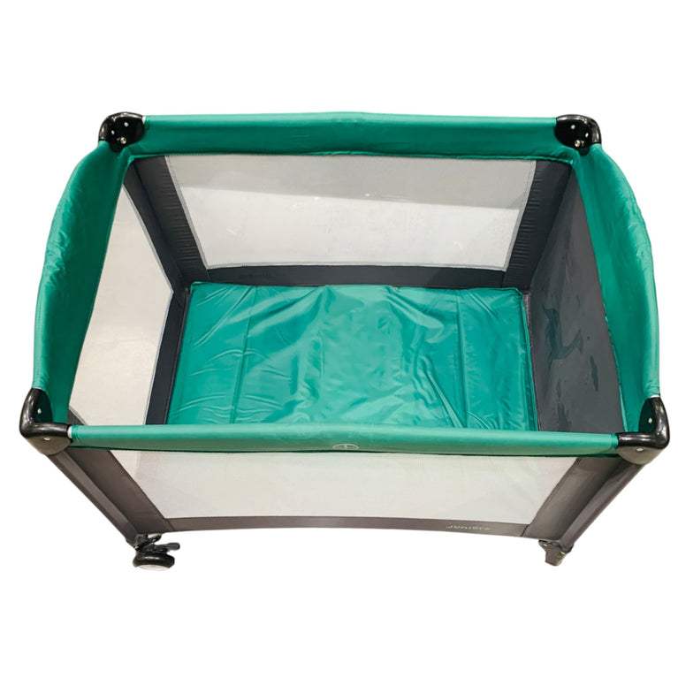 Juniors-Aberdeen-Travel-Cot-1-3