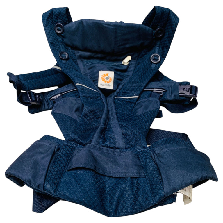 Ergobaby-Omni-Breeze-Baby-Carrier-Midnight-Blue-1-3