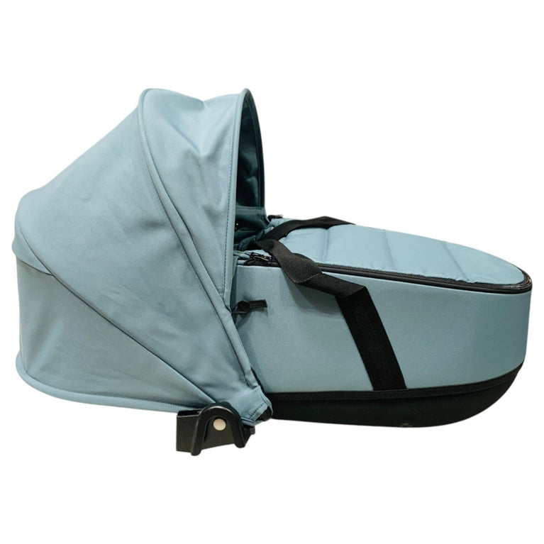 Babyzen-Yoyo-0+-Bassinet-Peppermint-5-3