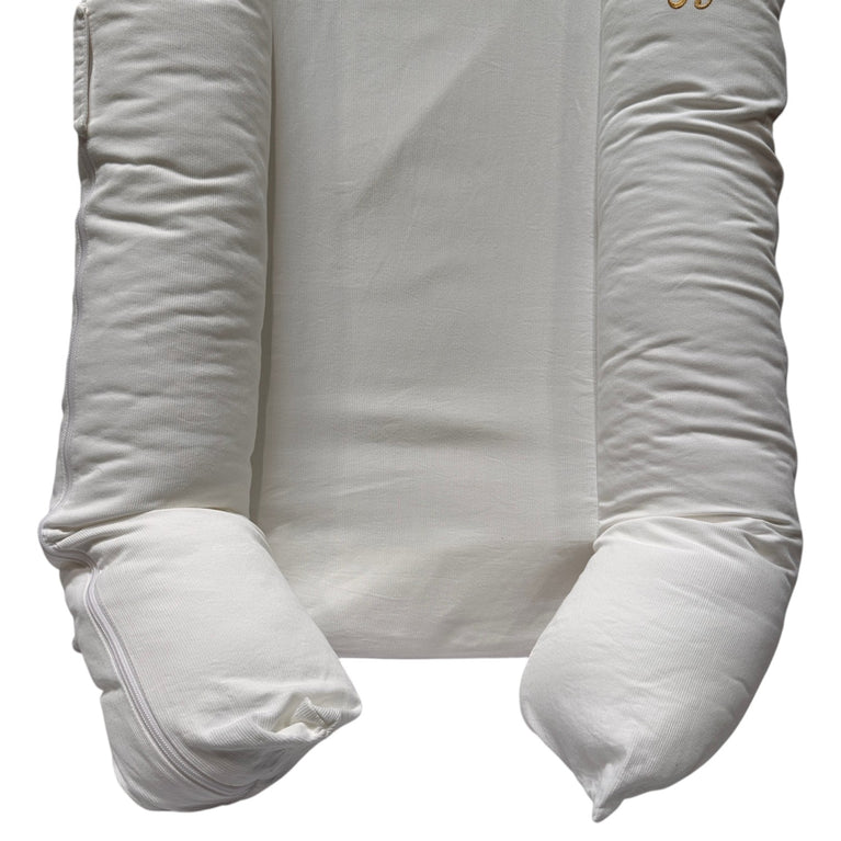 DockATot-Deluxe+-Dock-Pristine-White-7-5