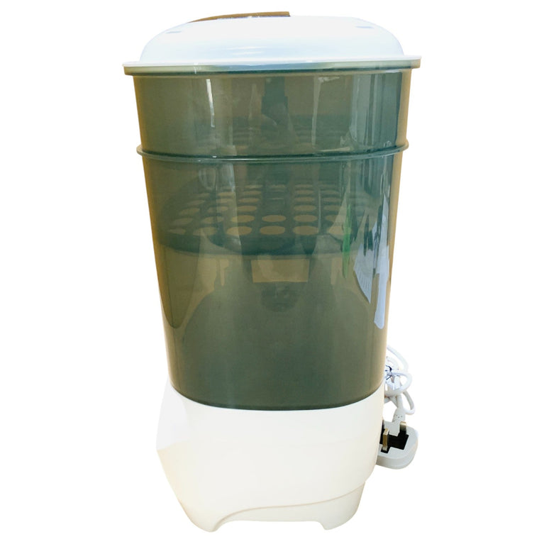 Baby-Brezza-One-Step-Baby-Bottle-Sterilizer-and-Dryer-Advanced-3-4