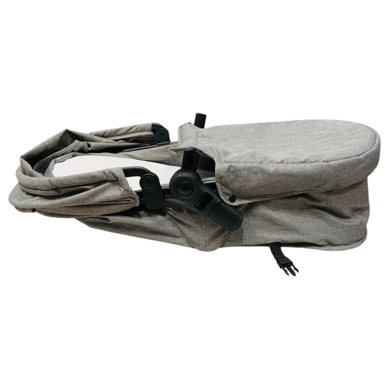 Maxi-Cosi-Zelia-S-Trio-Travel-System-Grey-1-6