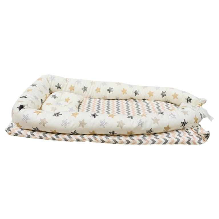 Bumble-&-Bird-Portable-Baby-Nest-With-Pillow-–-Stars-1-4