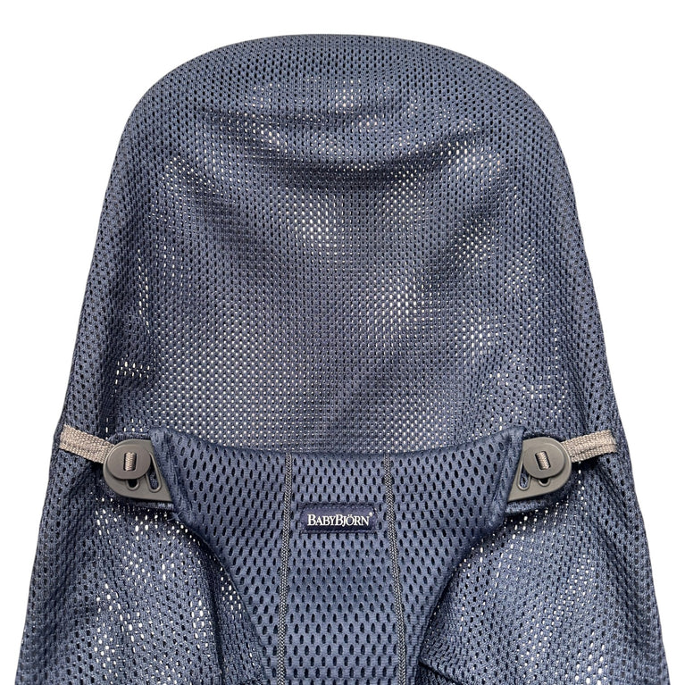 BabyBjörn-Bouncer-Bliss-Mesh-Navy-Blue-9-3