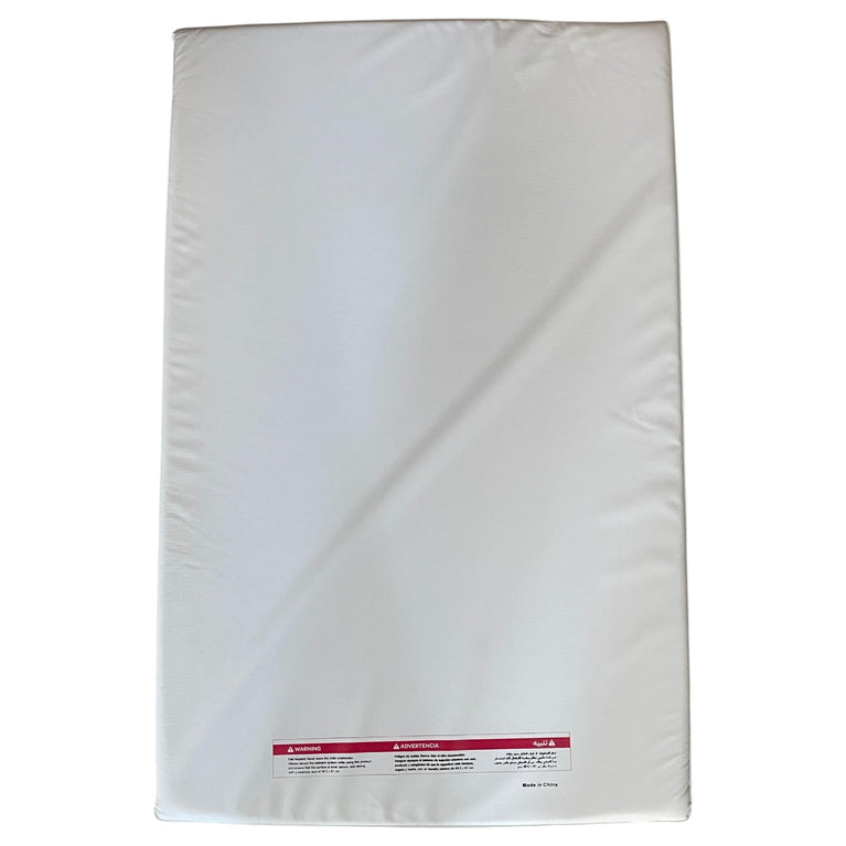Moon-Waterproof-Changing-Mat-Metric-Giraffe-1-4