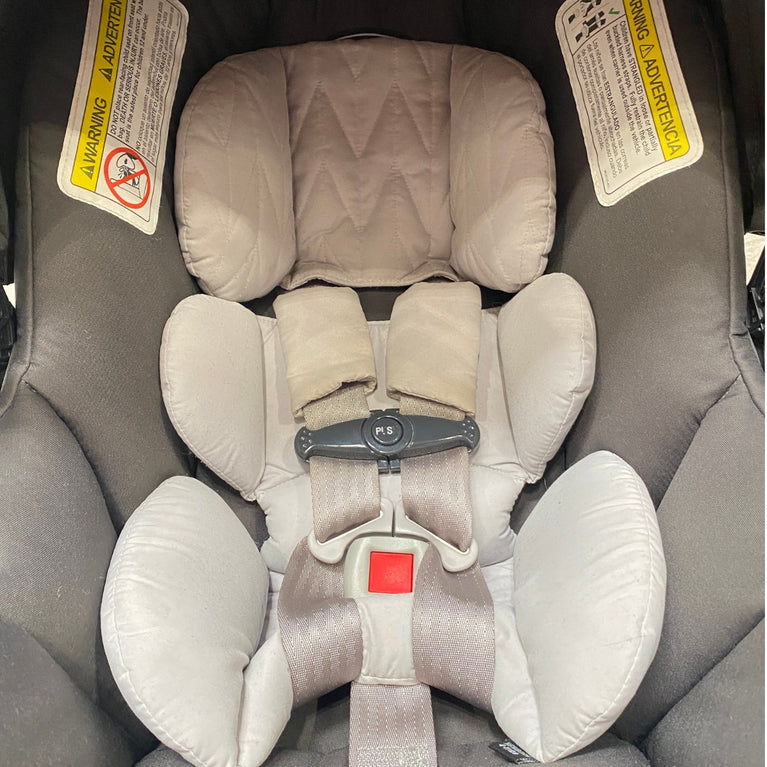 Chicco-KeyFit-30-Infant-Car-Seat-and-Base-Grey-2-3