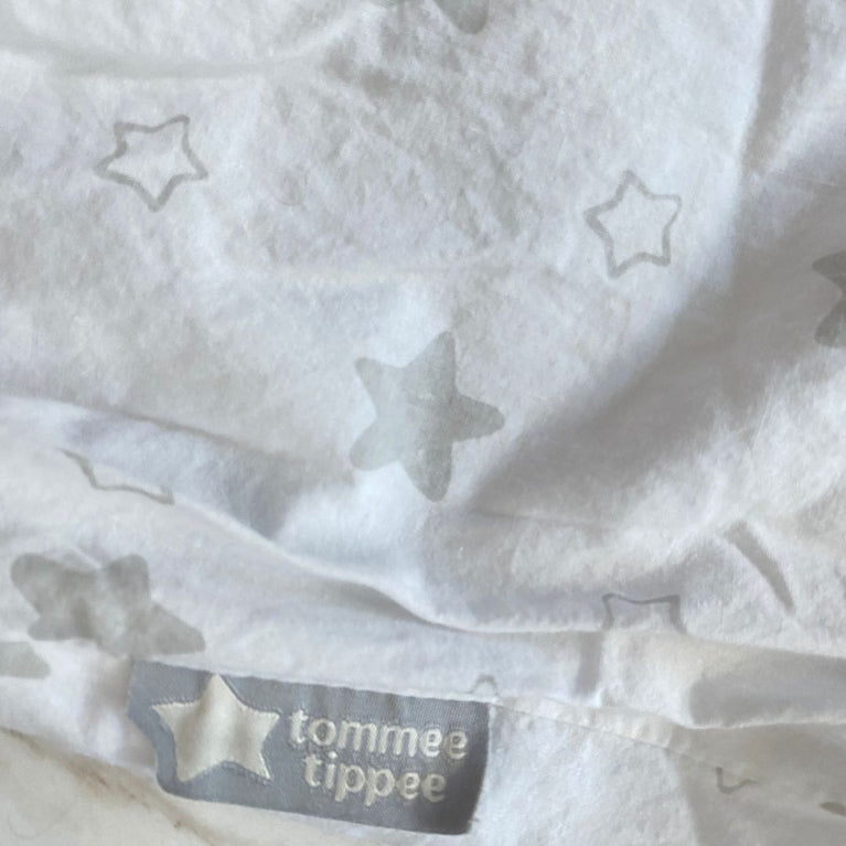 Tommee-Tippee-Pregnancy-Pillow-Star-1-8