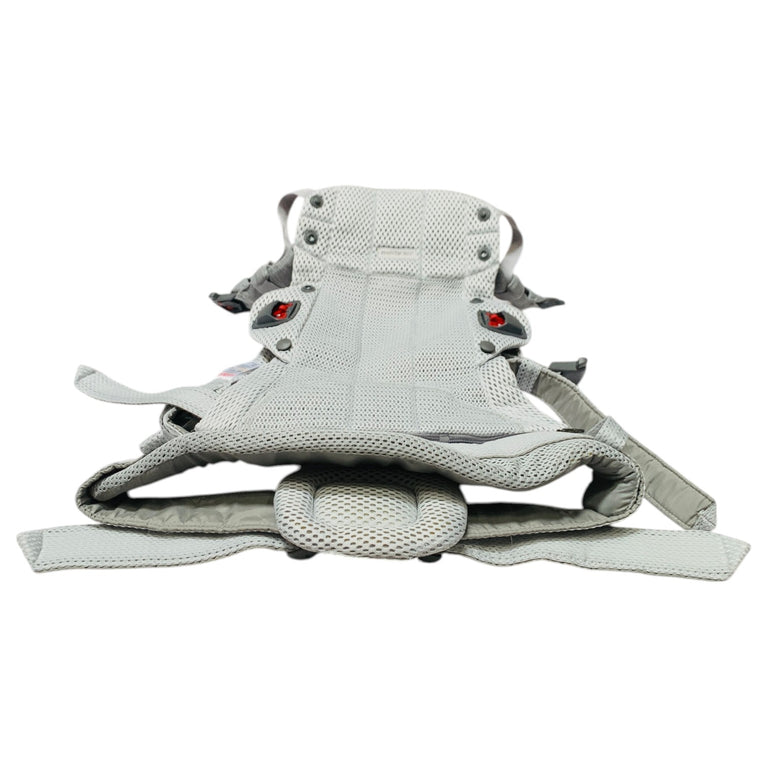 BabyBjörn-Baby-Carrier-Harmony-3D-Mesh-Silver-1-5