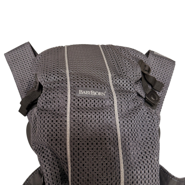 BabyBjörn-Mini-Carrier-Anthracite-2-7