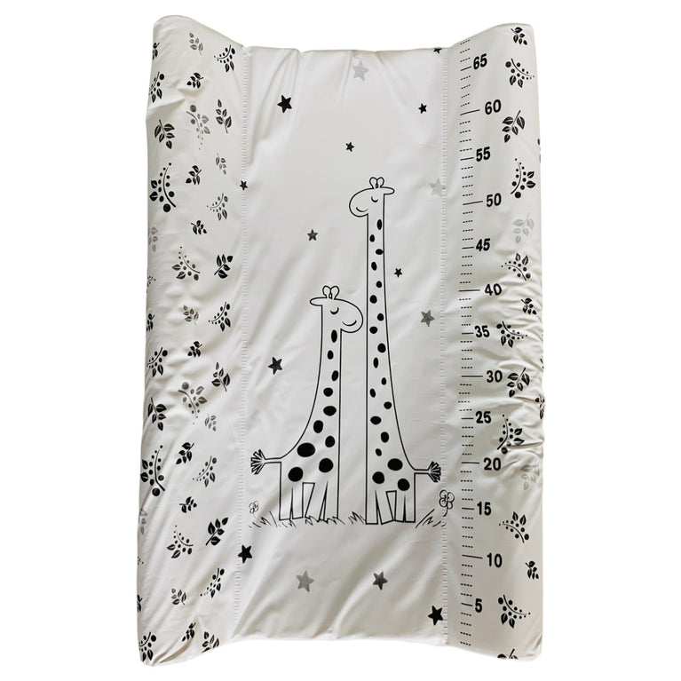 Moon-Waterproof-Changing-Mat-Metric-Giraffe-2-1