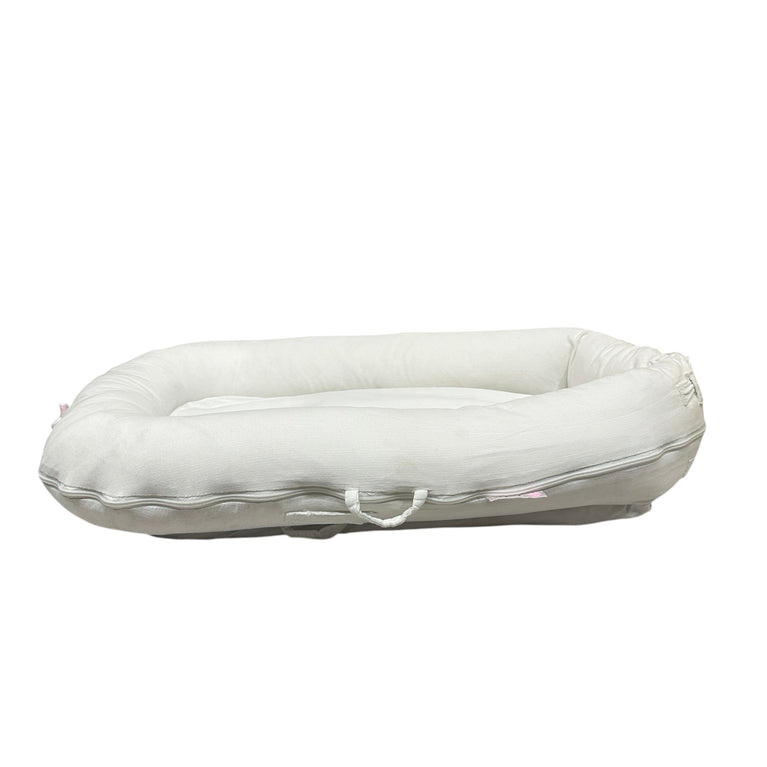DockATot-Baby-Lounger-with-Pucmaoci-Cover-White-1-6