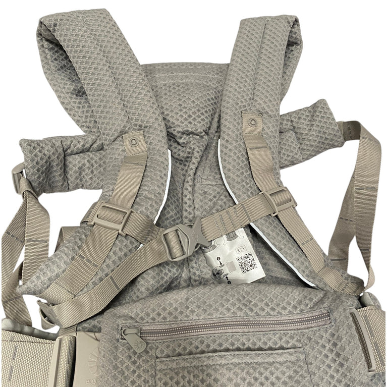 Ergobaby-Omni-Breeze-Baby-Carrier-Wheat-1-4
