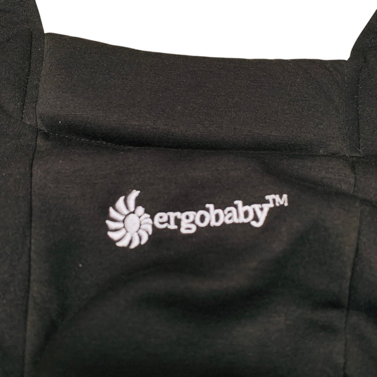 Ergobaby-Embrace-Newborn-Carrier-Pure-Black-2-4