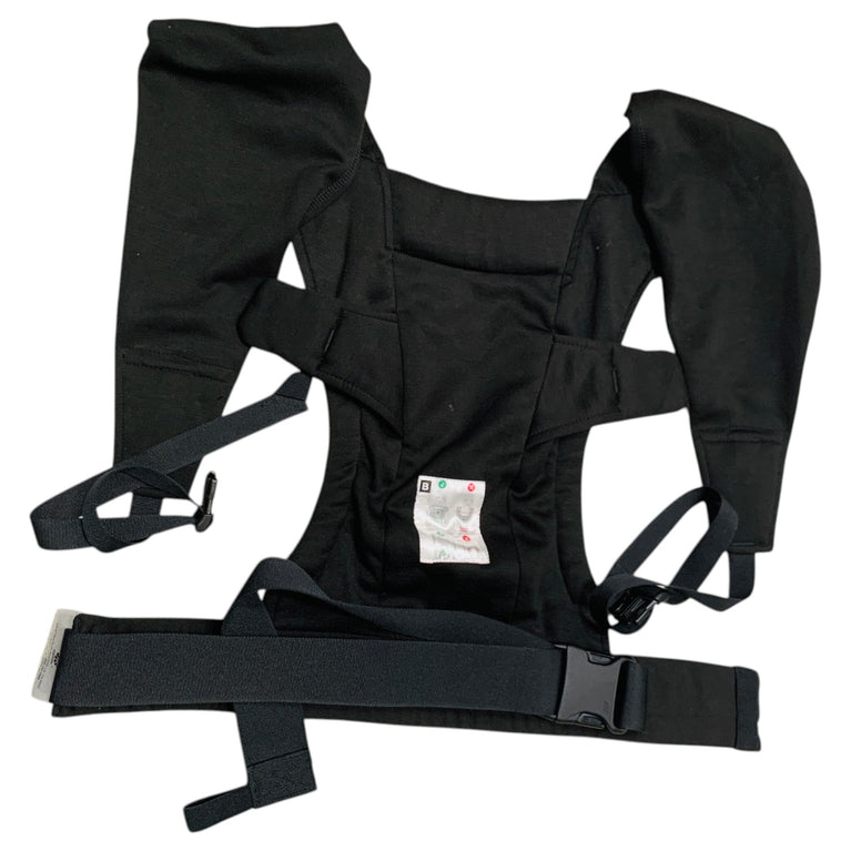 Ergobaby-Embrace-Newborn-Carrier-Pure-Black-2-7