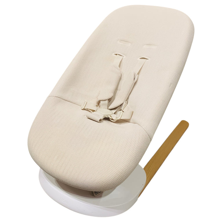 Stokke-Yoga-Baby-Bouncer-&-Swing-Baby-Swing-Light-Sand-1-6