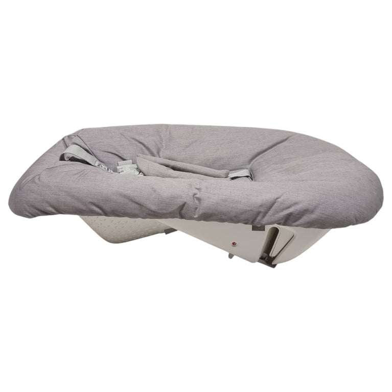 Stokke-Trip-Trapp-Newborn-Set-V2-Grey-1-5