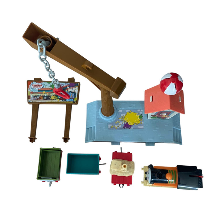 Fisher-Price-Thomas-&-Friends-Paint-Delivery-Motorized-Train-&-Track-Set-1-3