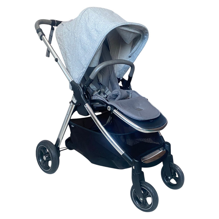 Mamas-&-Papas-Flip-XT3-Skyline-Grey-Pushchair-1-1