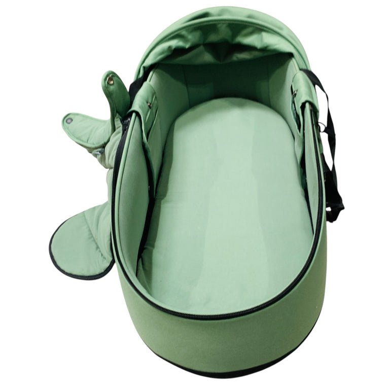 Stokke-YOYO-Newborn-Shell-Green-1-2