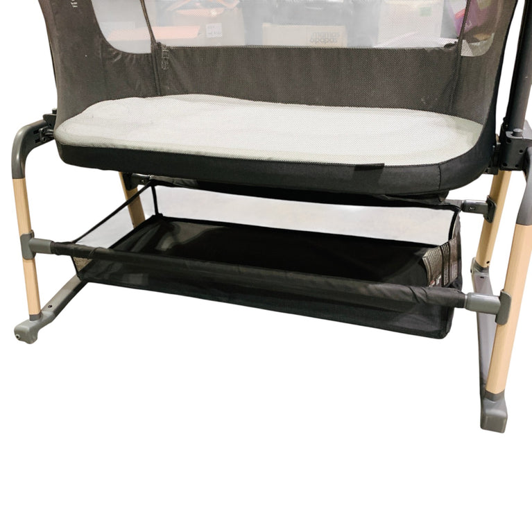 Maxi-Cosi-Iora-Air-Co-Sleeper-Crib-Graphite-1-6