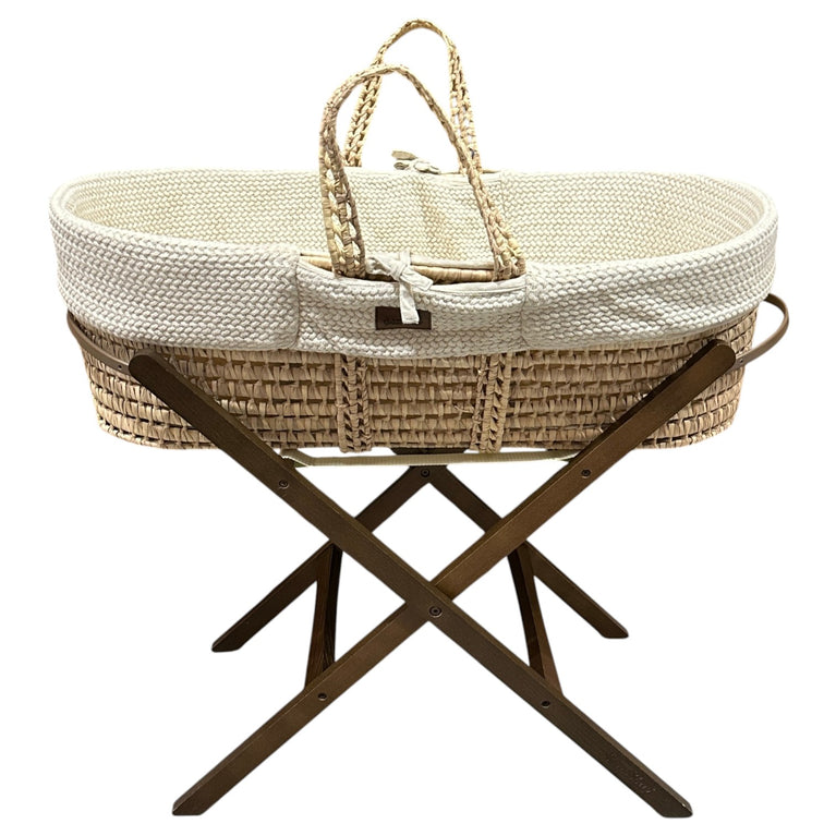 The-Little-Green-Sheep-Knit-Moses-Basket,-Mattress-&-Foldable-Stand-Linen-Organic-Wheat/Walnut-1-4