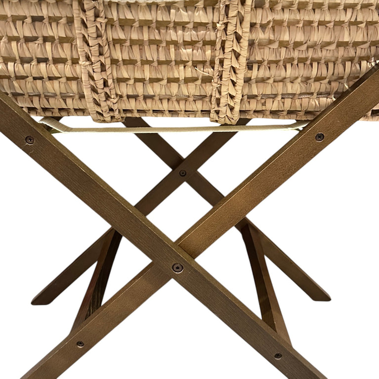 The-Little-Green-Sheep-Knit-Moses-Basket,-Mattress-&-Foldable-Stand-Linen-Organic-Wheat/Walnut-1-9