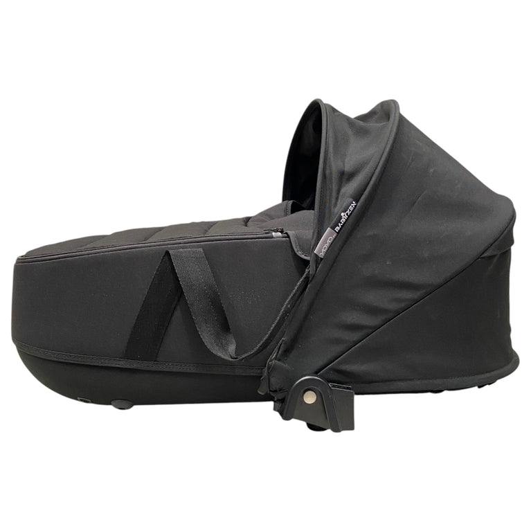 Babyzen-YOYO-Newborn-Shell-Bassinet-Black-2-6