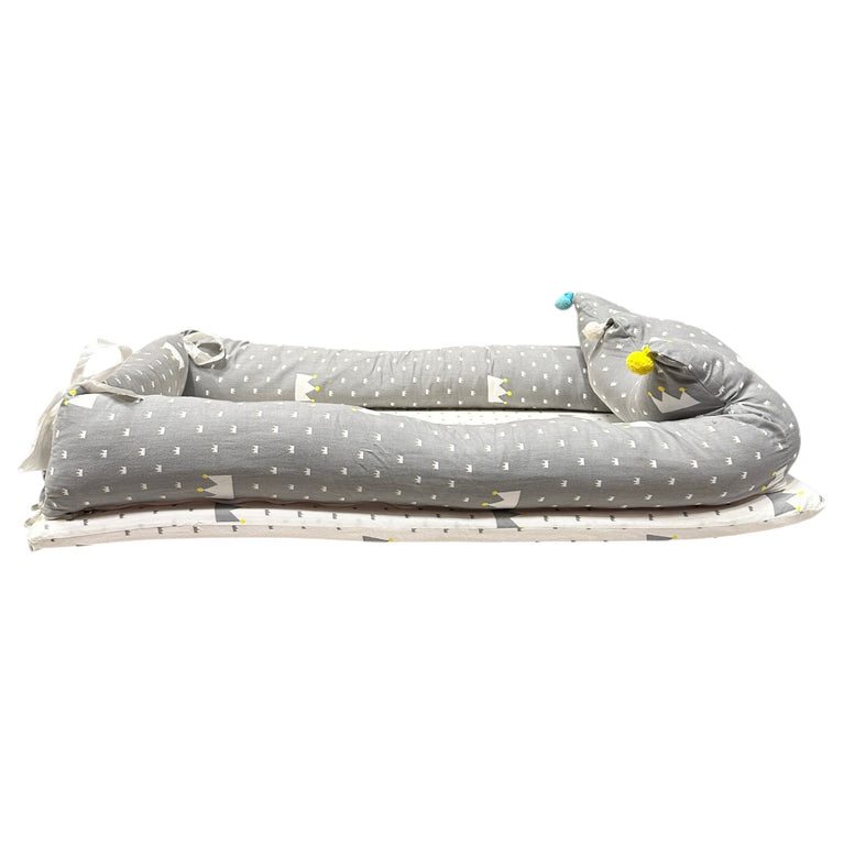 Bumble-&-Bird-Bumble-&-Bird-Portable-Maxi-Baby-Nest-and-Lounger-Royal-Grey-1-6