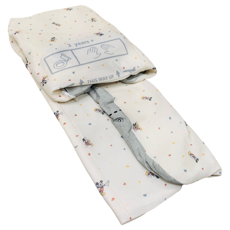 Stokke-JetKids-CloudSleeper-Mickey-Celebration-1-4