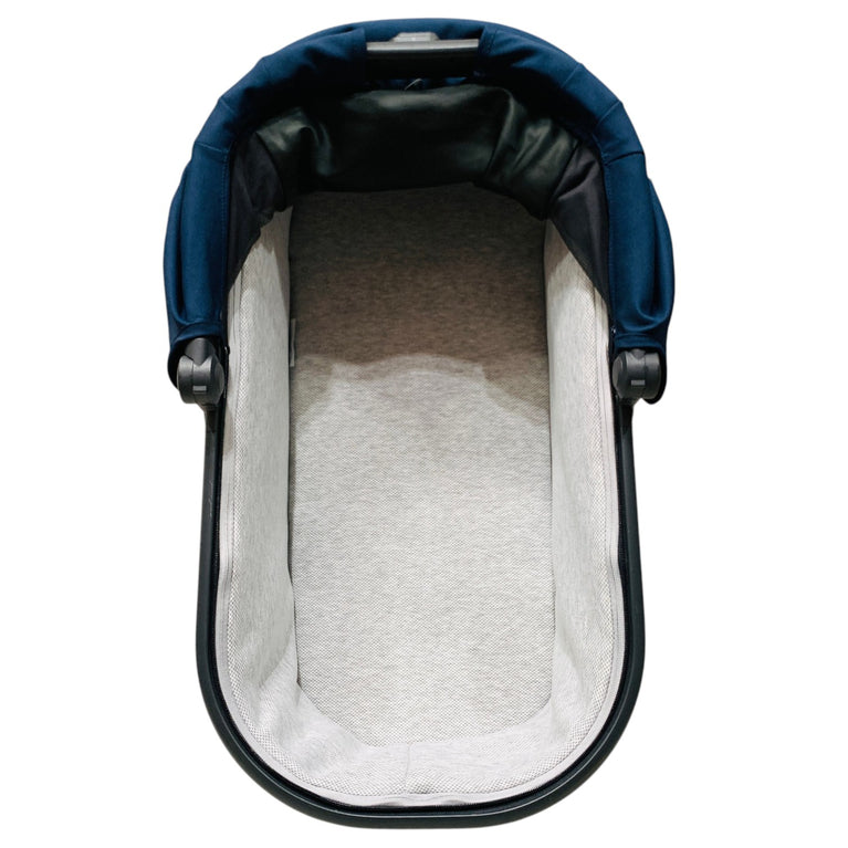 UPPAbaby-Bassinet-Navy-Blue-1-5