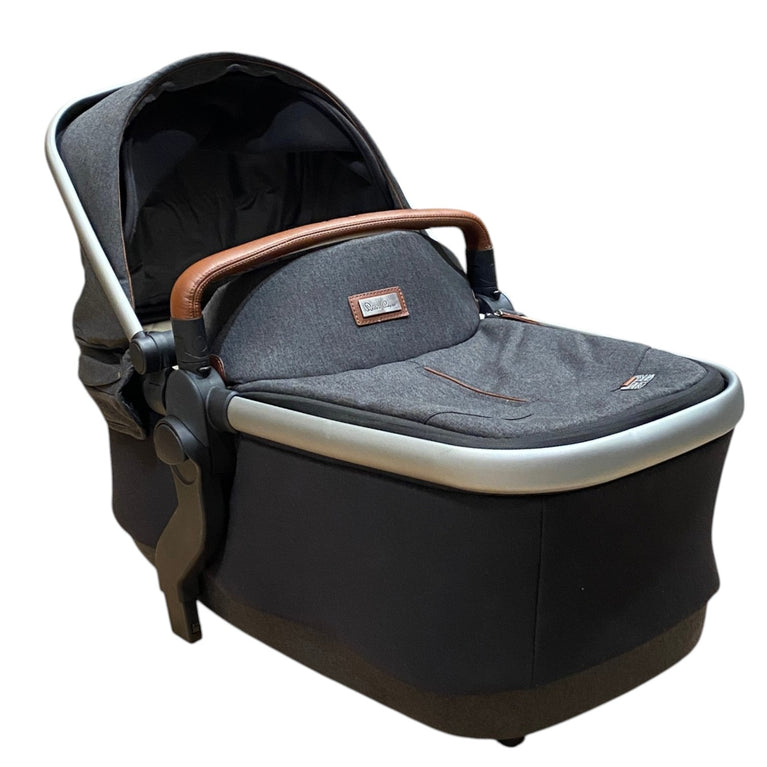 Silver-Cross-Wave-Stroller-&-Bassinet-Charcoal-Grey-1-11
