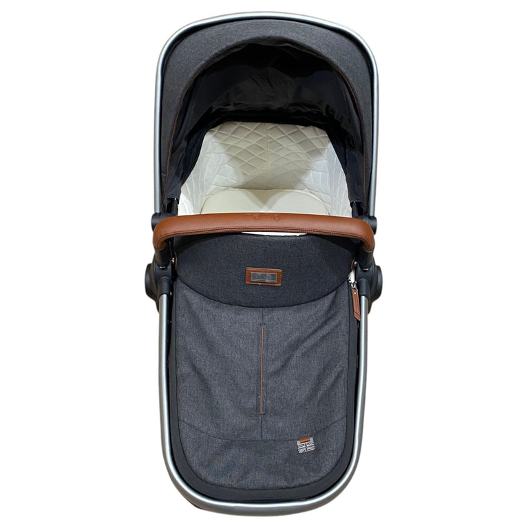 Silver-Cross-Wave-Stroller-&-Bassinet-Charcoal-Grey-1-13