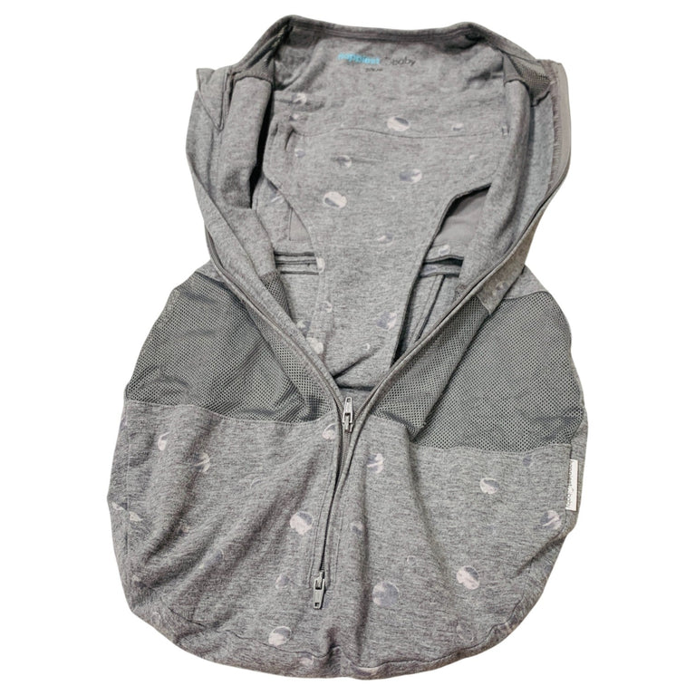 Happiest-Baby-Sleepea-5-Second-Swaddle-100%-Organic-Cotton-Baby-Swaddle-Blanket-Grey-(Small)-1-3