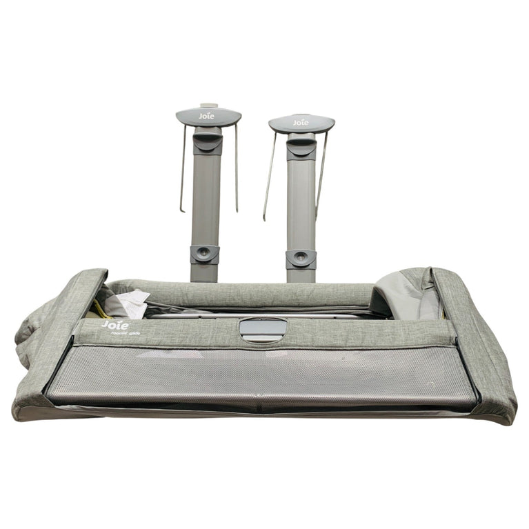 Joie-Roomie-Bedside-Bassient-Foggy-Gray-2-4