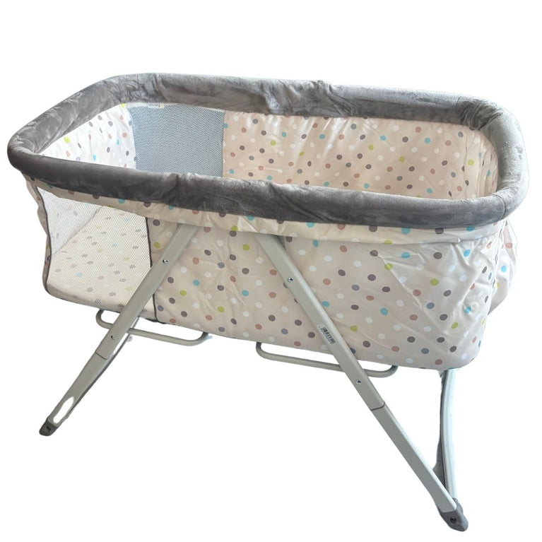 Hauck Dreamer Foldable Bassinet - Multi Dots Sand