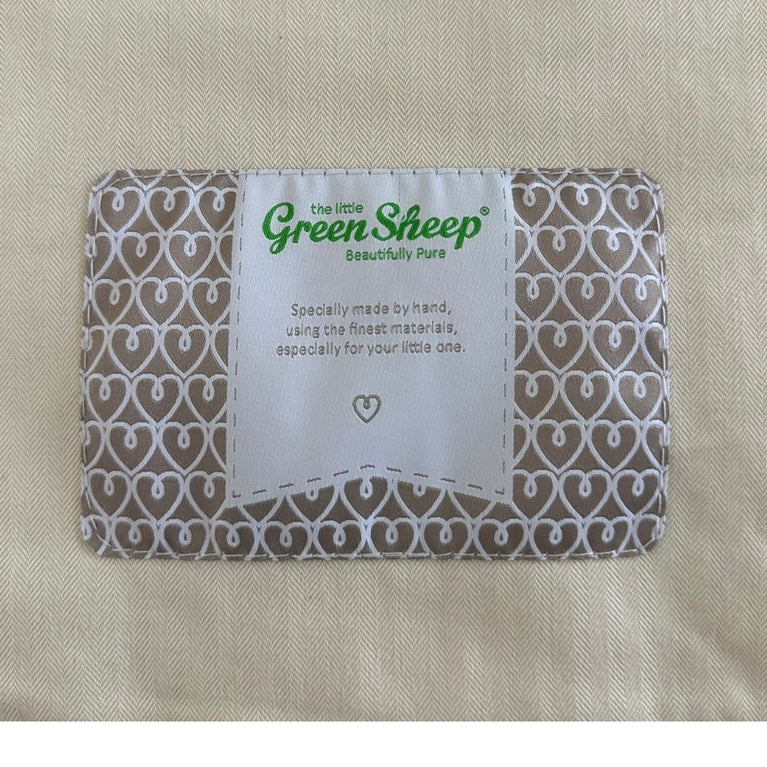 Little Green Sheep Natural Moses Mattress, Protector and Fitted Sheets for Clair De Lune - Bundle