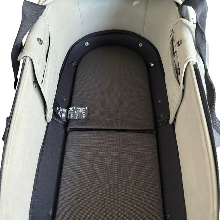 Babyzen YOYO Portable Bassinet with Adapters - Olive