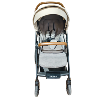 Nuna-Pipa-Mixx-Next-Stroller-1-2