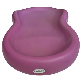 Keekaroo Peanut Changer - Raspberry