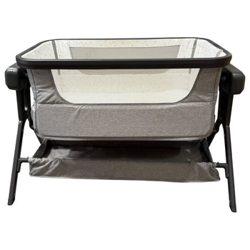 Giggles Zeus Auto Swing Bassinet